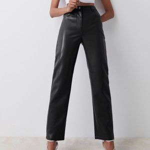 Aritzia Wilfred Melina Faux Leather Pant in Black Size 2